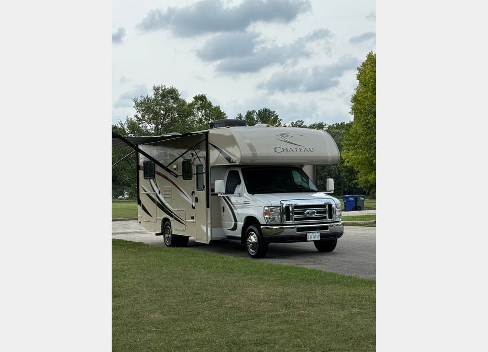 Class C Motor Home rentals in Woodstock