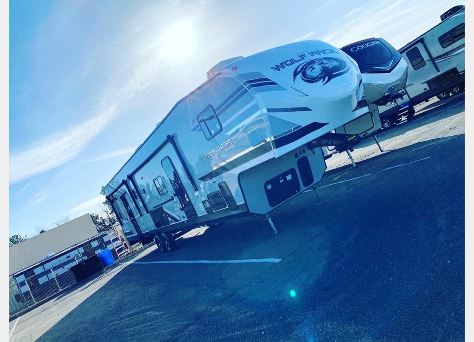 Fifth Wheel rentals in Crownsville