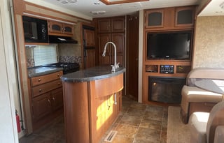 Bunkhouse! 2014 Coachmen Freedom Express 32'