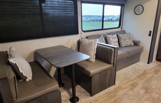 2022 Keystone RV Hideout 272BH