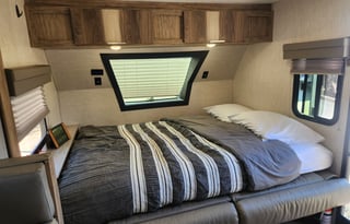 2022 Palomino RL189 - Solar/Batteries/Inverter