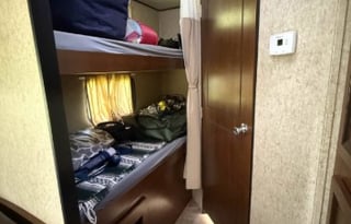 Fully stocked bunkhouse - Pet friendly - Sleeps 5!