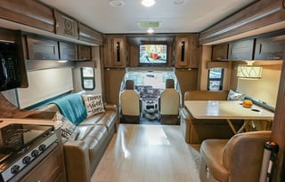 Special weekday $150 Class C pet friendly Sleeps 6