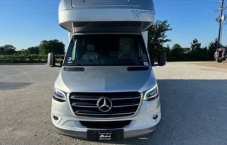 2024 Winnebago View Mercedes