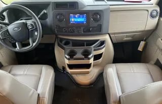 2023 Thor Geneva 31VA Bunkhouse