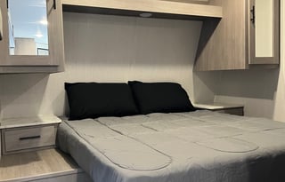 Roxana’s excellent Travel trailer