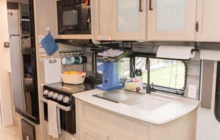 Luxury Towable Bunkhouse Sleeps 8 Fully Stocked