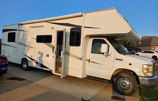 2010 Four Winds RV Chateau 31B