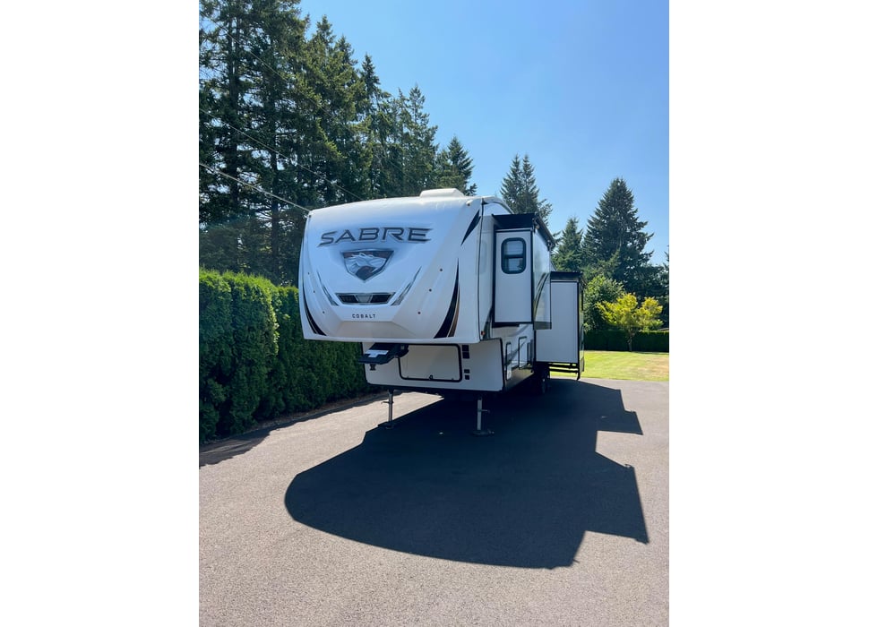 Fifth Wheel rentals in Terrebonne