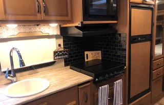 Memory Builder 2017 Thor Motor Coach Vegas 25.2