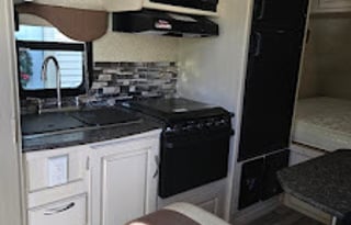 2017 Winnebago Micro Minnie 1706FB