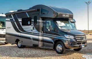 C1-*NEW*2022 LUXURY Mercedes - Sleeps 6 -Great MPG