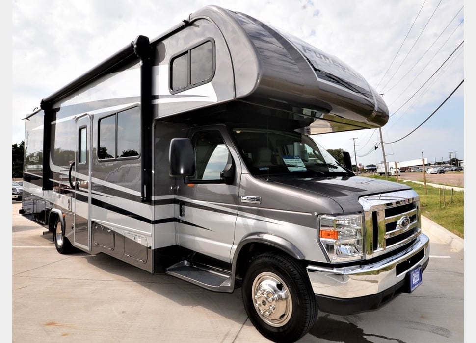 Class C Motor Home rentals in Edmond