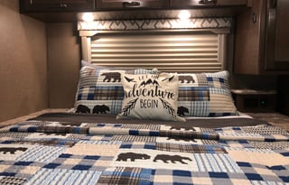 "Sugarbear Express 1" Thor Bunkhouse