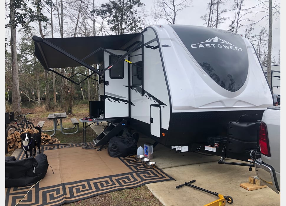 Travel Trailer rentals in Cantonment