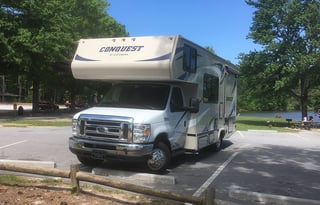 Small class C with dinette and queen bed - unit 2