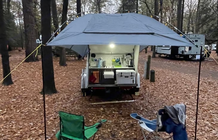 Option for yeti cooler or 12V electric cooler