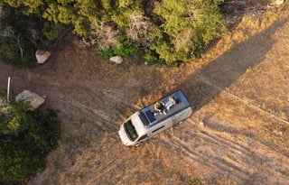 Off grid campervan with TV & ROOFTOP DECK