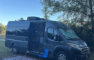 Your Dazzle Adventure Awaits - Thor Dazzle Camper