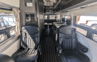 SPACIOUS 2015 Airstream