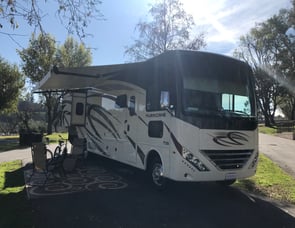 Thor Motor Coach Hurricane 35M