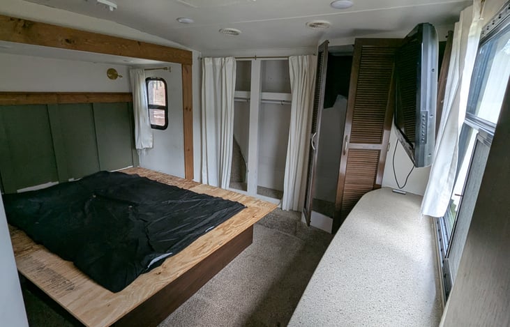 master bedroom, with king sized bed