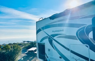 HURRICANE: 2020 Thor Motor Coach 29M - GlampersCA