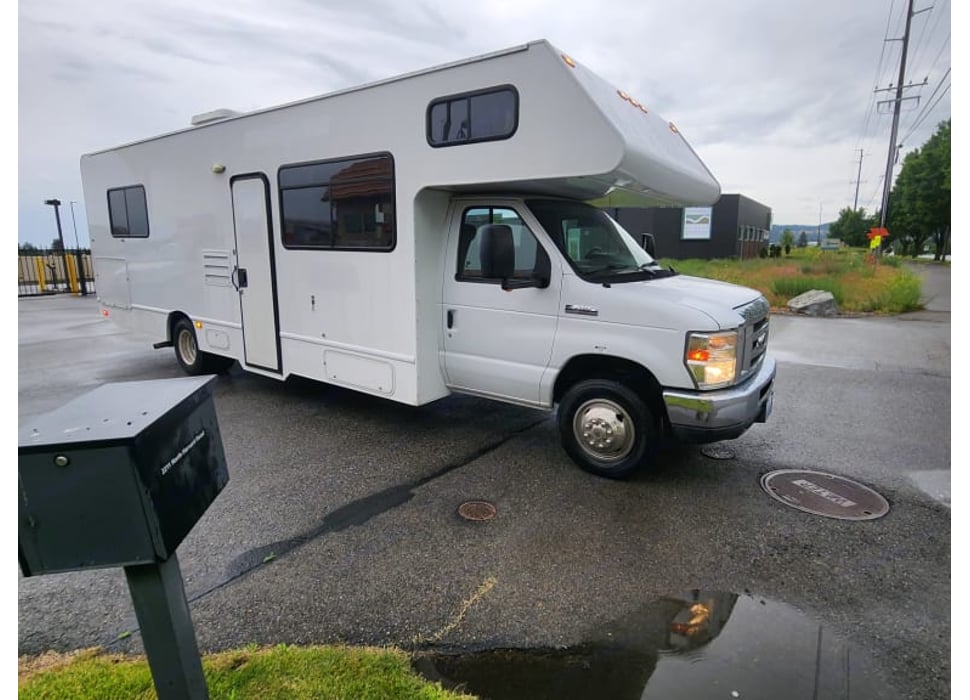 Class C Motor Home rentals in Post Falls