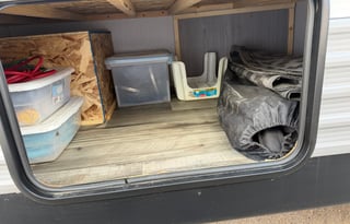 24 Flying Dutchman – Sleeps 8 l Bunks l Delivery