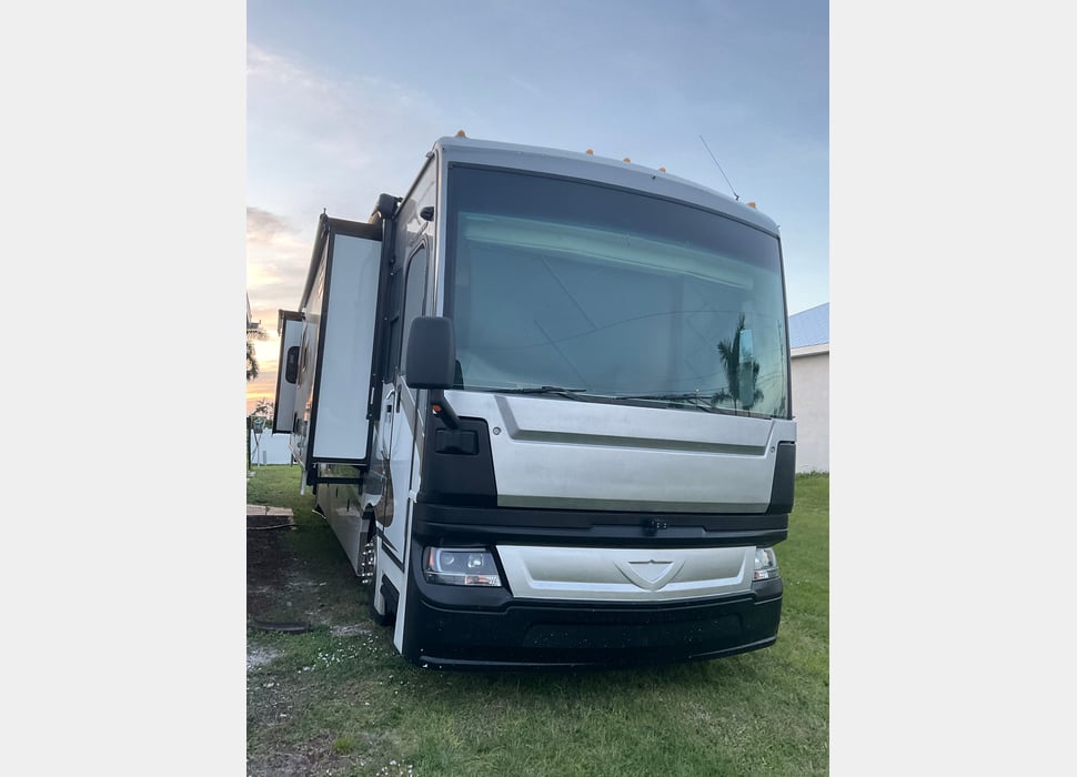 Class A Motor Home rentals in Clyde