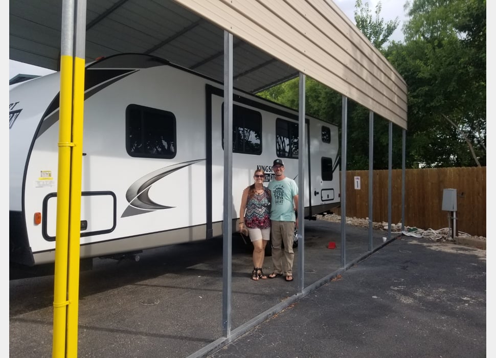Travel Trailer rentals in JOSHUA