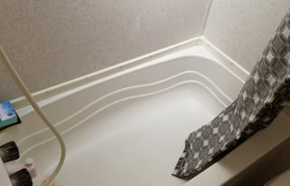 Sleeps 4 Please Read Under Description First