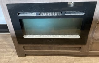 2022 Coleman Lantern LT 17B, Light and easy to tow