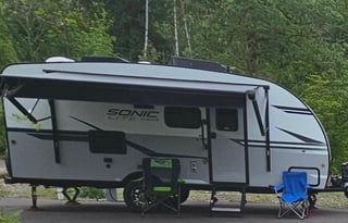 2021 Venture RV Sonic Lite SL169VUD