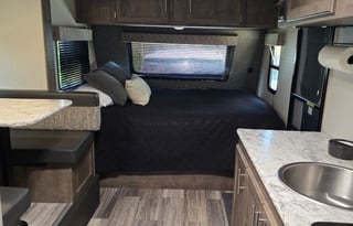 2020 KZ Sportsmen Classic 181BH