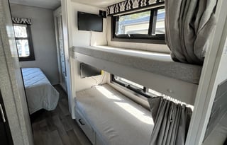 2021 Jayco Alante 29F: Unlimited mi, Vet. Discount