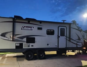 Dutchmen RV Coleman Light LX 2155BH