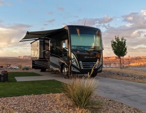 Thor Motor Coach Miramar 37.1
