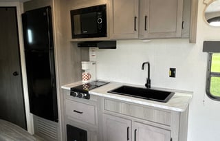 Delivery! New 2024 Bunkhouse! Sleeps 8+