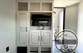 Spacious & Comfortable Home Away