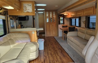 2003 Newmar Kountry Star ksdp3905