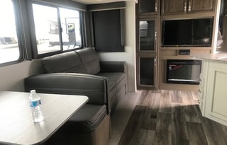 2 Bed 2 Bath 2021 Keystone 5th Wheel