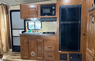 2013 Forest River XLR Hyper Lite 27' Toy Hauler