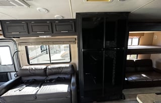 Your Home On Wheels! No Special License Needed!