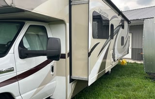 2018 Thor Motor Coach Quantum LF31