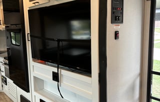 2023 Keystone Hideout 29DFS