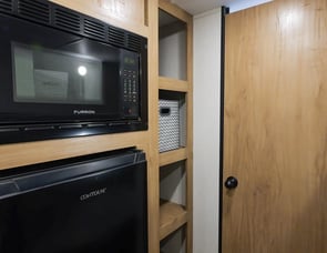 Forest River RV Cherokee Wolf Den 16EV