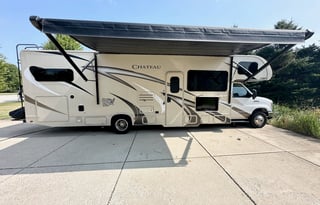 2019 Thor Motor Coach Chateau 31E