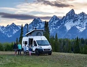 Winnebago Solis 59PX