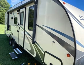 Venture RV Sonic SN220VBH